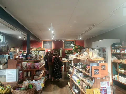 Busy Shop Shop Atmosphere